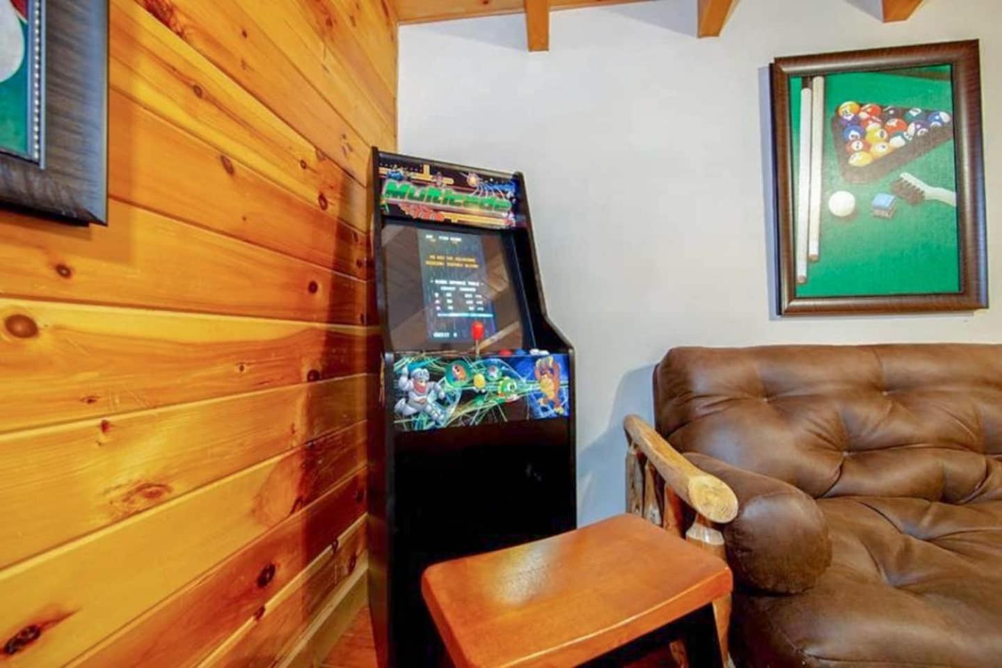 Pigeonforge Cabin Game Roomdog Friendlyhot Tub Пиджен-Фордж Экстерьер фото