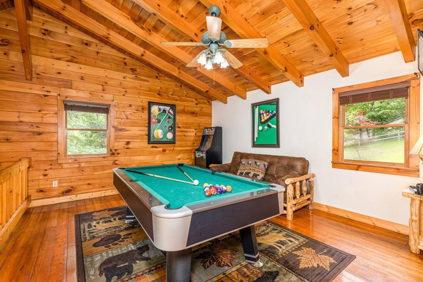 Pigeonforge Cabin Game Roomdog Friendlyhot Tub Пиджен-Фордж Экстерьер фото
