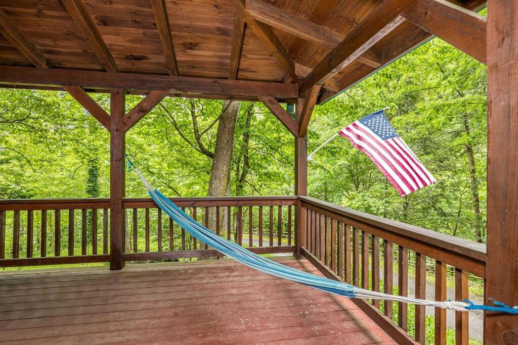 Pigeonforge Cabin Game Roomdog Friendlyhot Tub Пиджен-Фордж Экстерьер фото