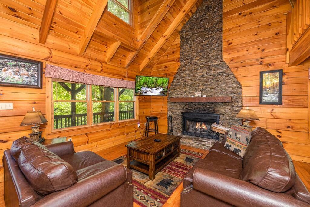 Pigeonforge Cabin Game Roomdog Friendlyhot Tub Пиджен-Фордж Экстерьер фото